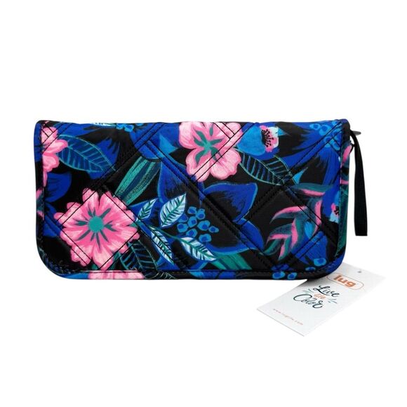 Lug Tango SE Travel RFID Wallet Nylon Quilted Floral Black Blue Pink Green White - Picture 2 of 13
